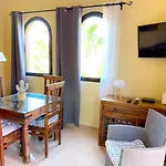Cosy In Corralejo, Shared Pool, 55 M²