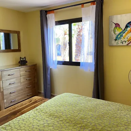 Cosy Corralejo: With Shared Pool Apartment *